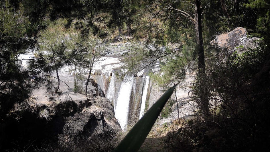 La Réunion Wasserfall Roche du Tamarin