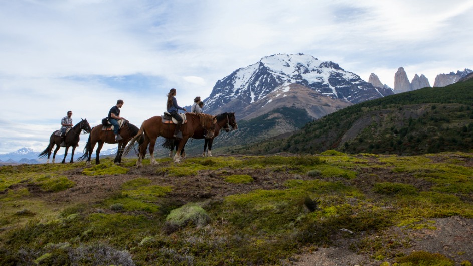 Chile - EcoCamp Riding - Cascada