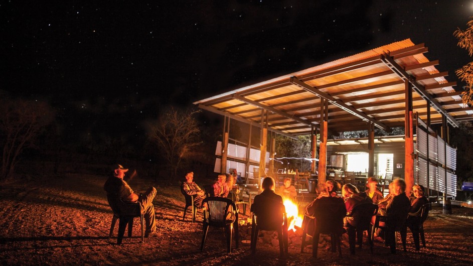 Australien Kimberley Bungle Bungle Camp Dinner