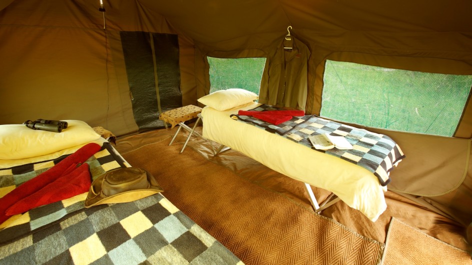 Botswana Letaka Safaris Zelt innen