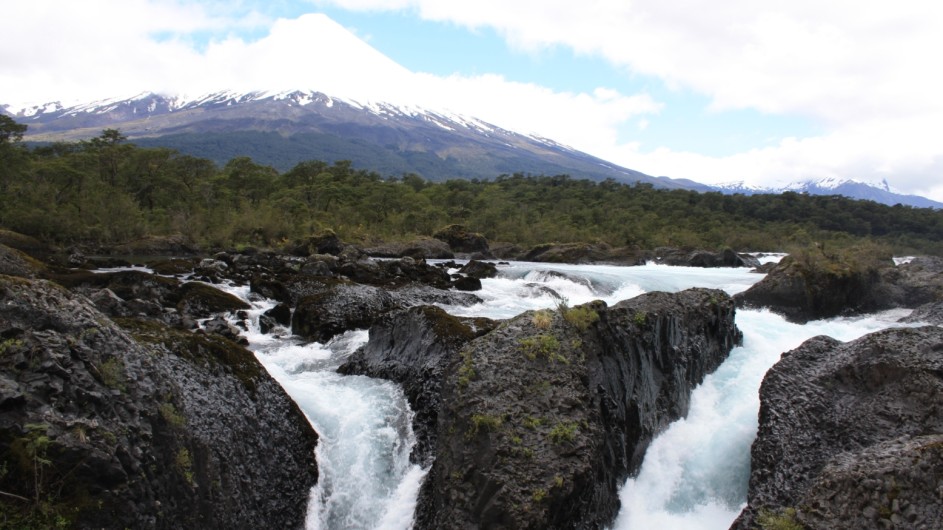 Chile Petrohue Osorno und Wasserfälle