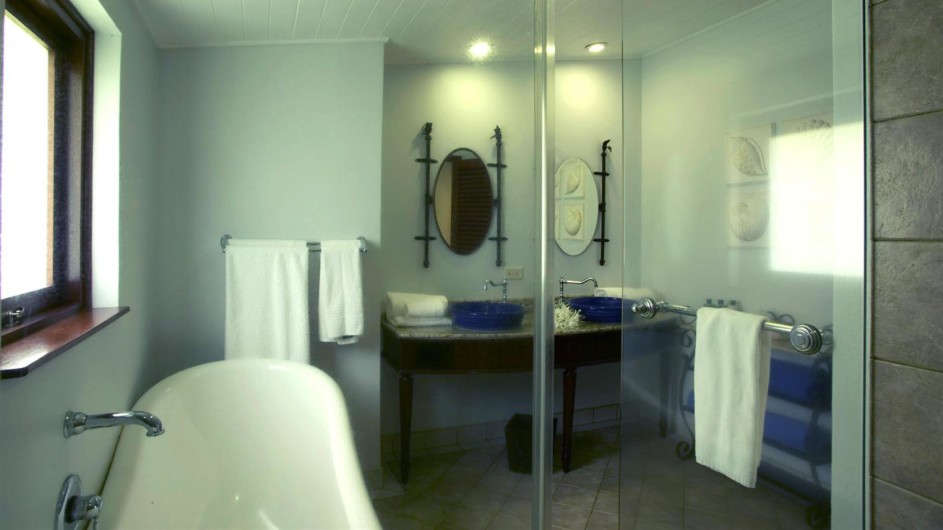 Seychellen Praslin Prasidse Sun Deluxe Zimmer Bad