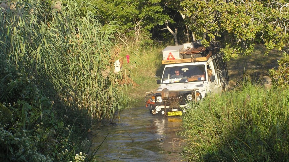 Zambia Flussdurchquerung