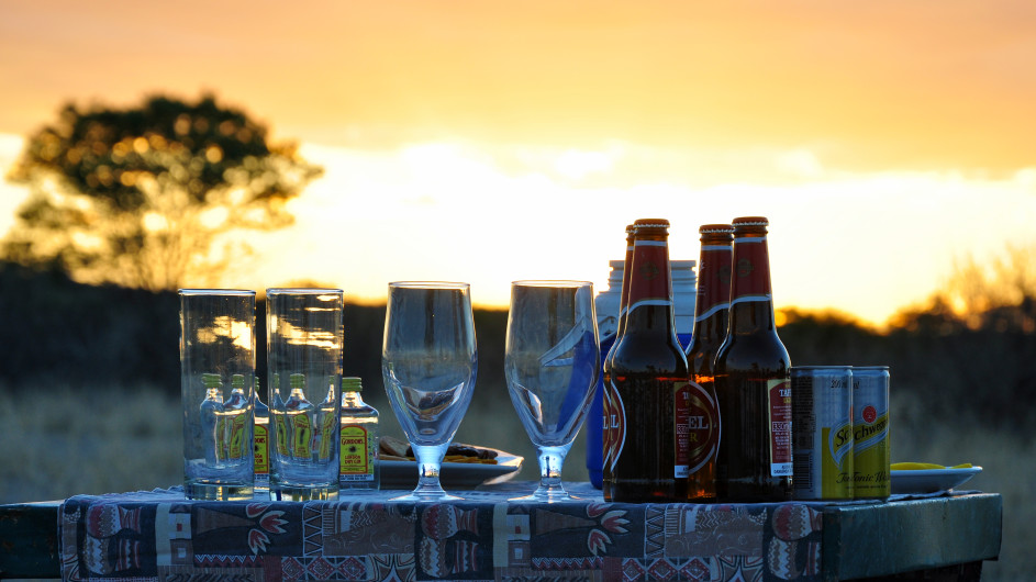 Namibia Sundowner auf Safari