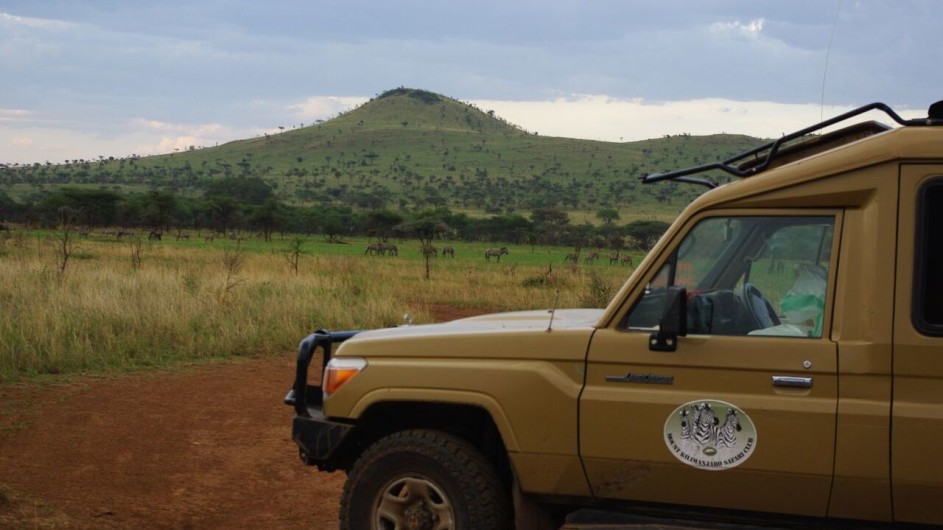 Tanzania Serengeti Ronjo Camp Pirschfahrt