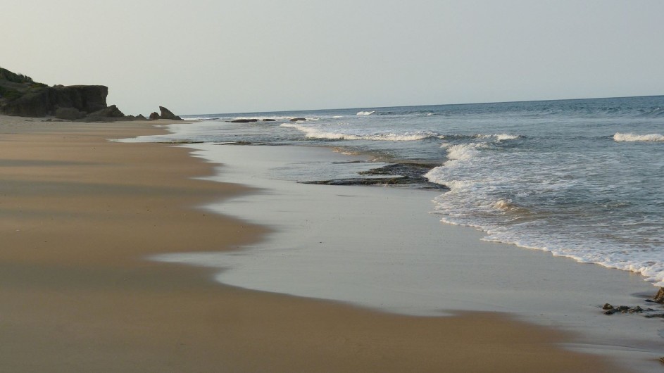 Mozambique Praia do Barra Blue Footprints Eco Lodge Strand