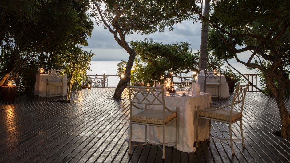 Mozambique Anantrara Resort & Spa Bazarutu Island Dinner Deck