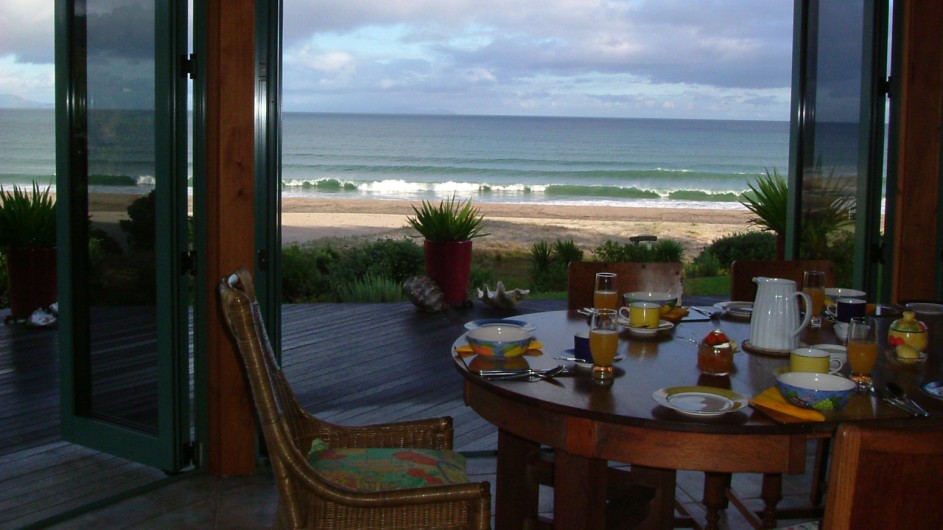 Neuseeland Coromandel Halbinsel Kuaotunu Bay Lodge Frühstück