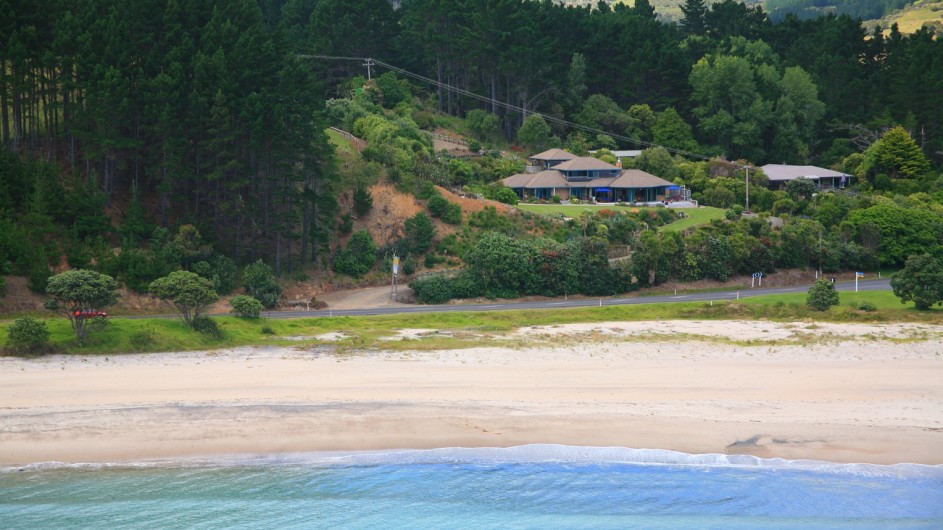 Neuseeland Coromandel Halbinsel Kuaotunu Bay Lodge Strandlage
