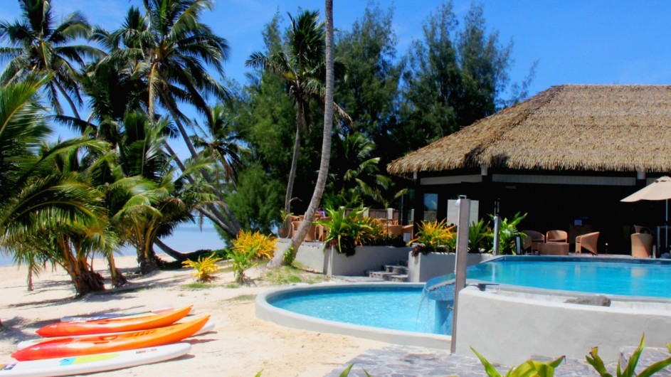 Cook Inseln Rarotonga Nautilus Resort Pool und Strand