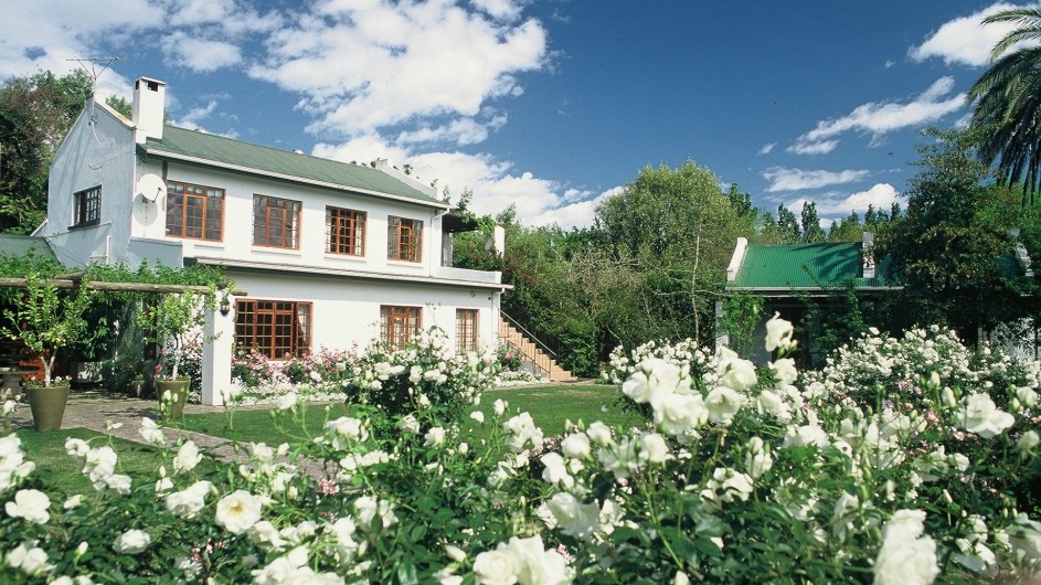 Südafrika Addo Nationalpark Woodall Country House Ansicht vom Garten