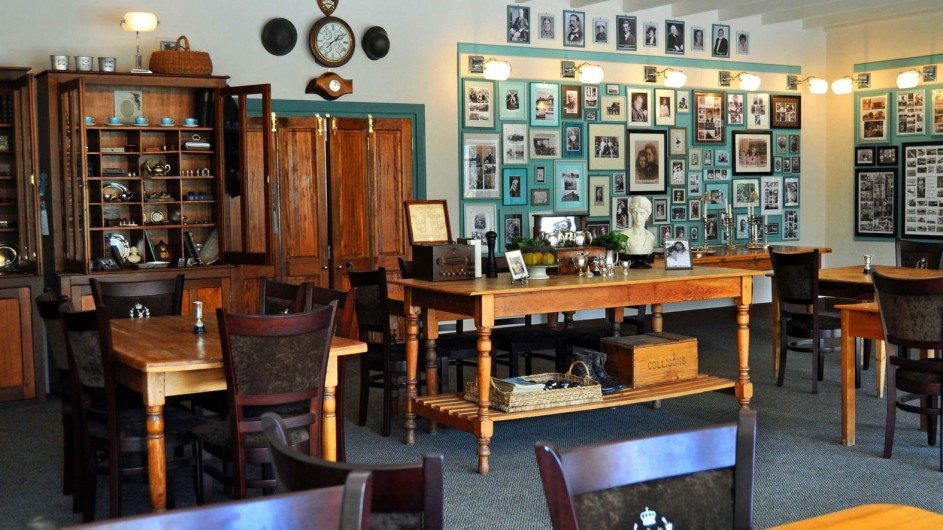 Südafrika Drakensberge Cleopatra Mountain Farmhaus Pioneer Lounge