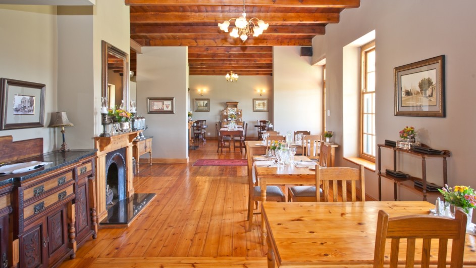 Südafrika Oudtshoorn La PLume Gästehaus Frühstückszimmer