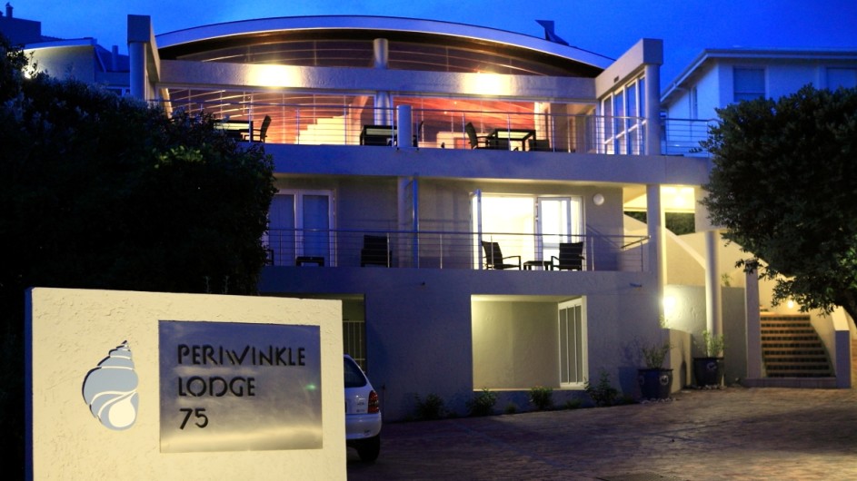 Südafrika Plettenberg Bay Lodge Eingang abends