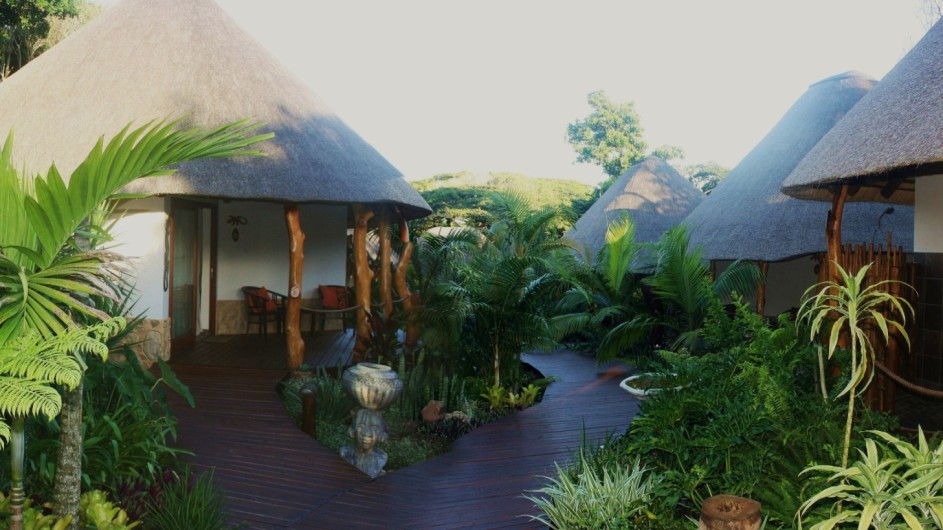 Südafrika St. Lucia Lodge Afrique Zimmer außen