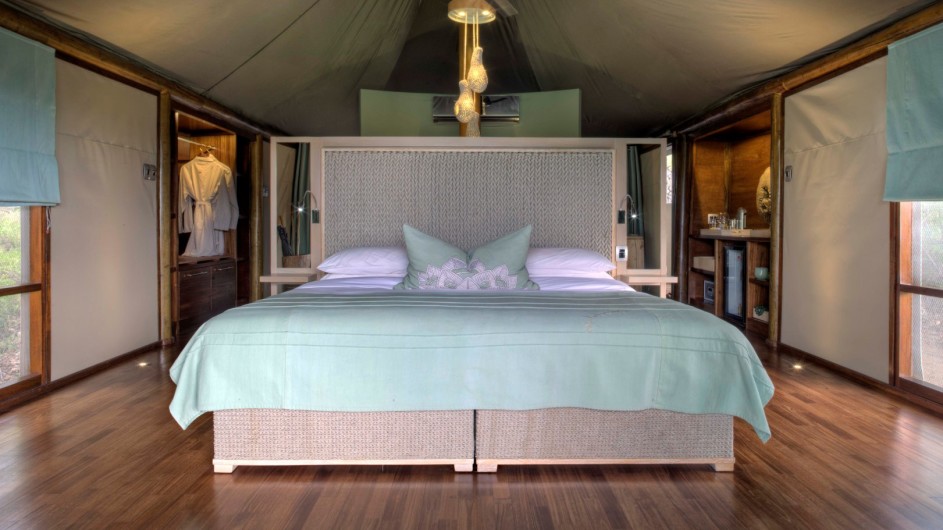 Südafrika Krüger Nationalpark Ngala Tented Camp Zelt innen Bett