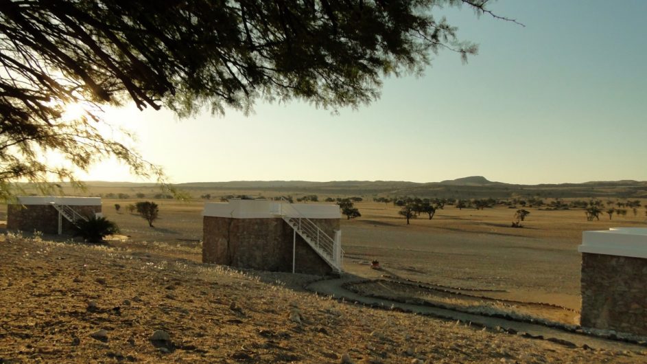 Namibia Namib Tsondap Valley Lodge Zimmer außen