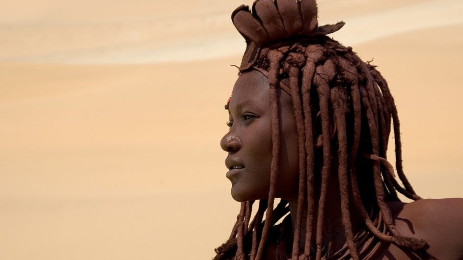 Namibia Serra Cafema Himba Frau