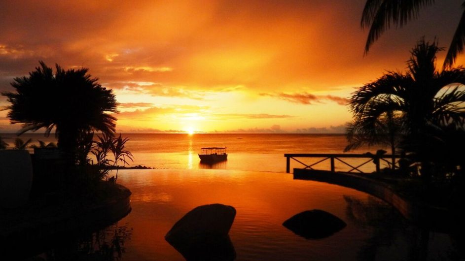 Samoa Savai Le Lagoto Beach Resort Sonnenuntergang am Pool