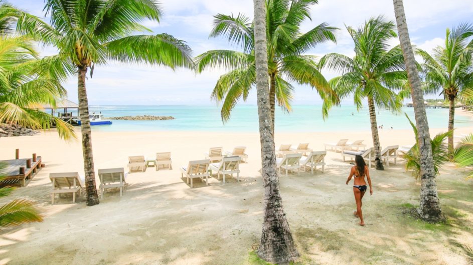 Samoa Upolu Sinalei Reef Reef Resort Strand mit Palmen