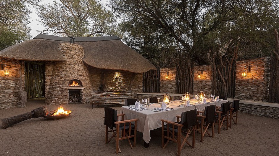 Südafrika - Dulini River Lodge - Boma Dinner