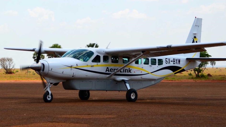 Uganda - Great Lakes Safaris - Aerolink Domestik Flug