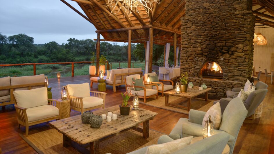 Südafrika - Krüger NP - Lion Sands - Narina Lodge - Lounge
