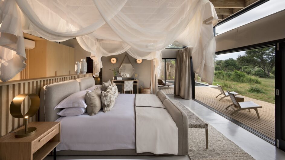 Südafrika - Krüger NP - Lion Sands - River Lodge - Superior Luxury Room - Bedroom