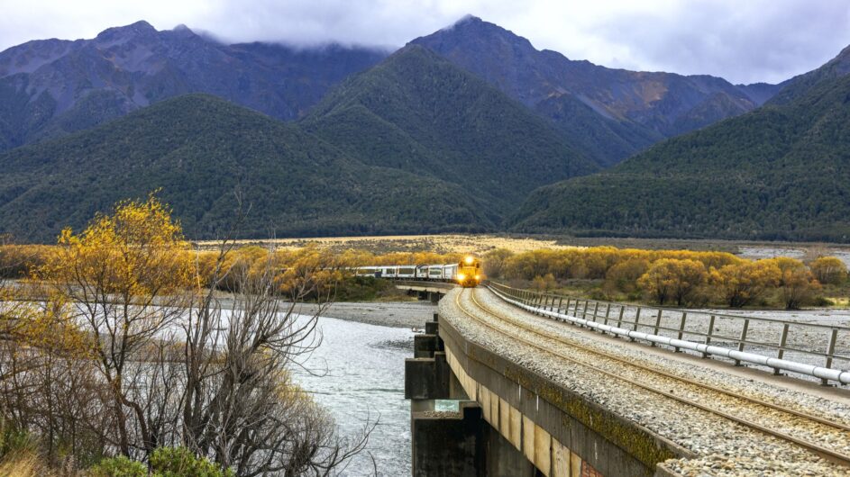 Neuseeland - Canterbury - Christchurch - Tranz Alpine - Tourism NZ - c Miles Holden (2)