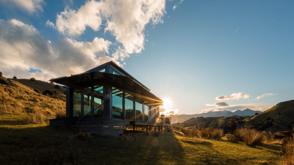 Neuseeland - Canterbury - Kaikoura - Pure Pods - Kahutara - Sonnenuntergang - c Paul Wilson