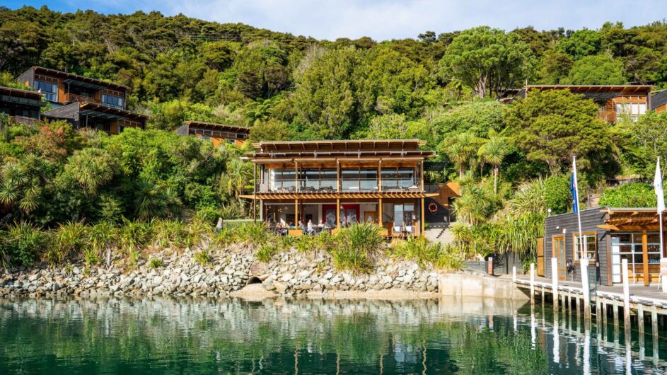 Neuseeland - Queen Charlotte Sound - Bay of Many Coves Resort - Ansicht